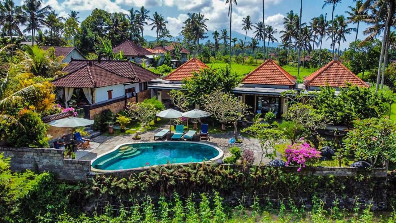 Dana Bali Ricefield Villa *